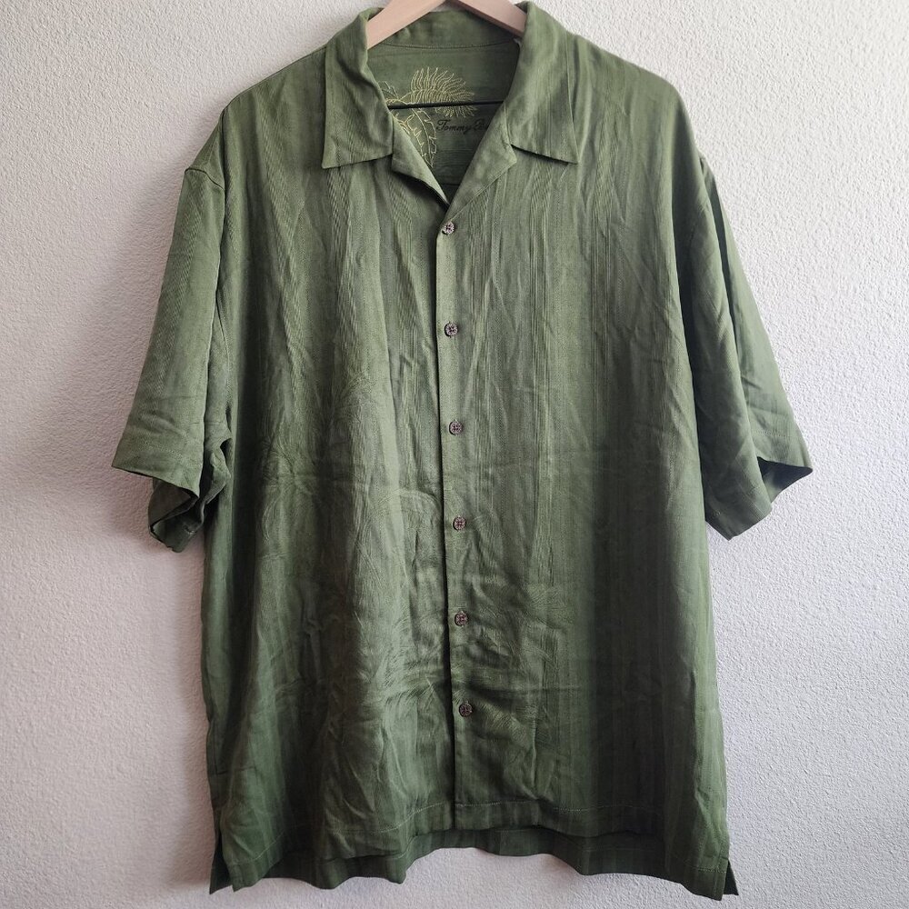 Tommy Bahama Shirt Mens Large Green 100% Silk Palm Leaf Jacquard Camp Button Up
